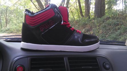 Mens Fila Payroll Size 10 (Never worn NEW)
