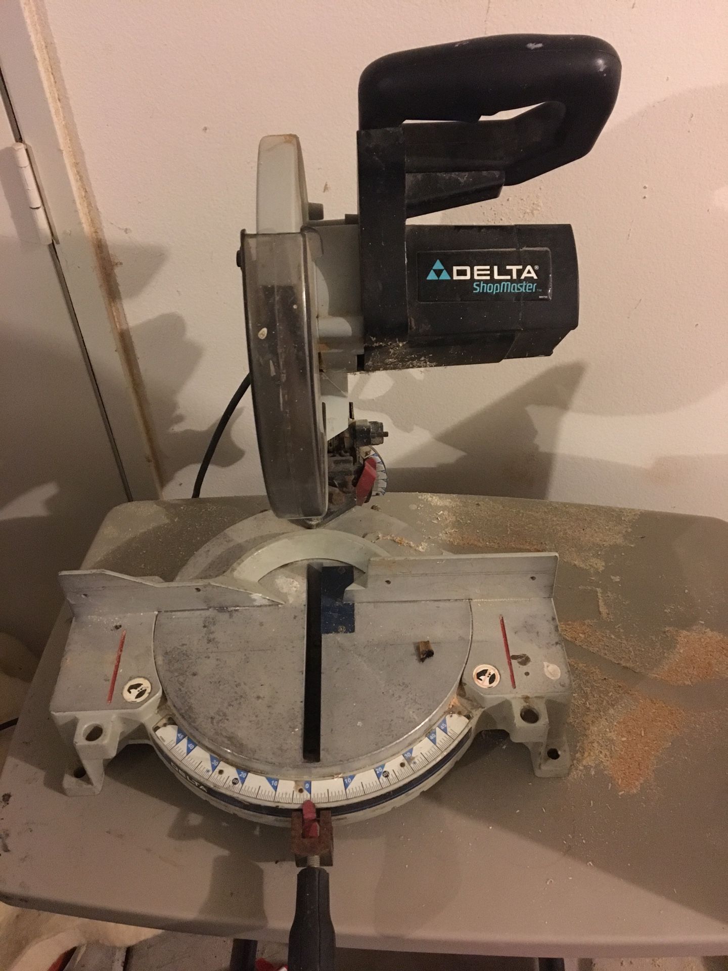 Delta Shopmaster MS250 10in Miter Compound Saw / 13 Amp Motor / Blade Guard / Trigger Lock