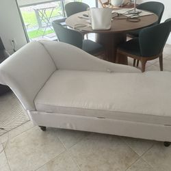 Chair/couch
