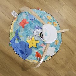 Melissa a Doug play mat