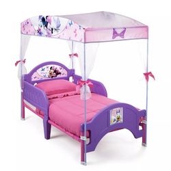 Toddler bed
