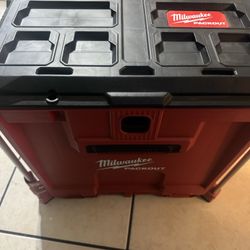 Milwaukee Rolling Box