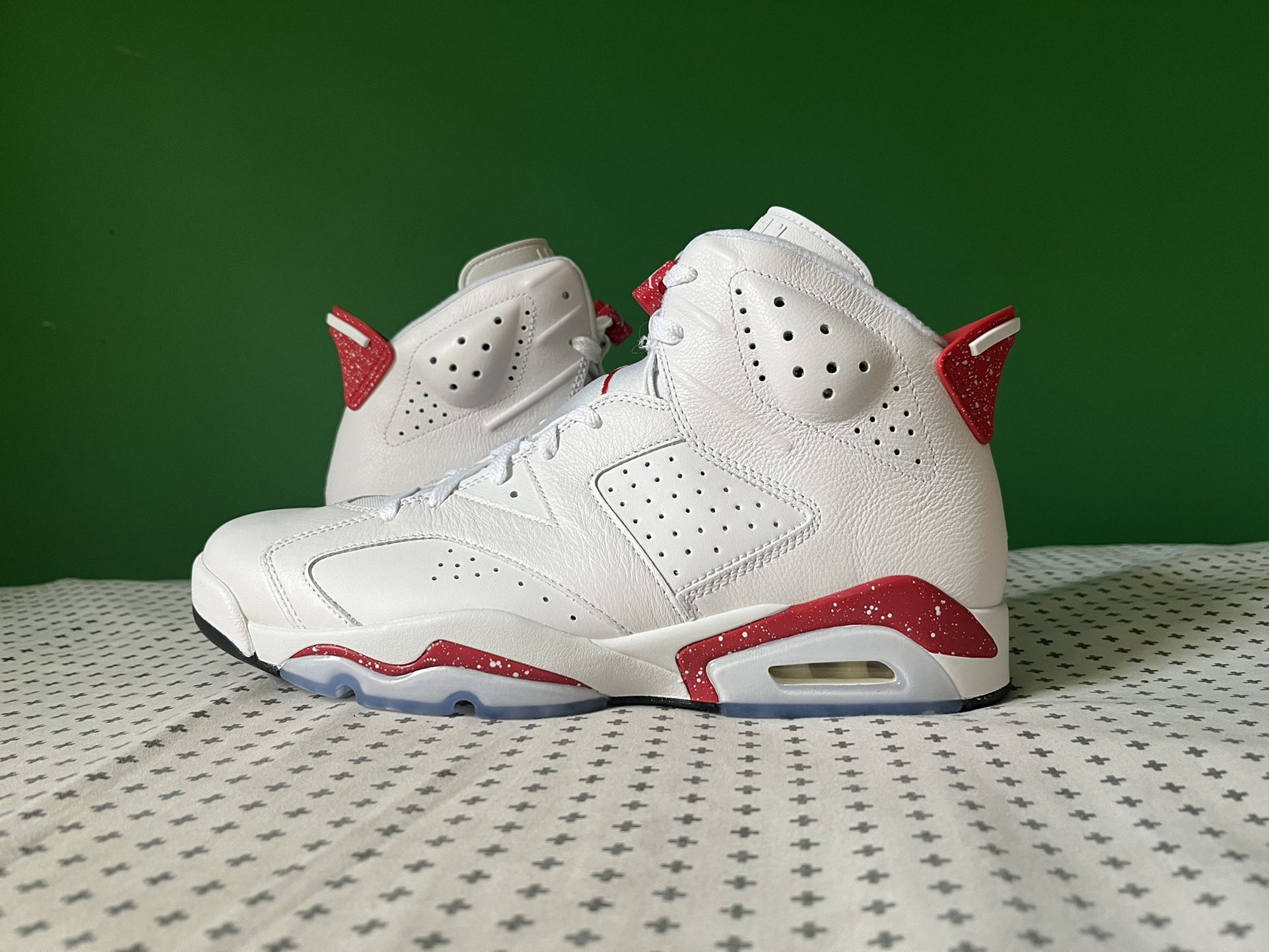 Nike Air Jordan 6 Red Oreo Size 11
