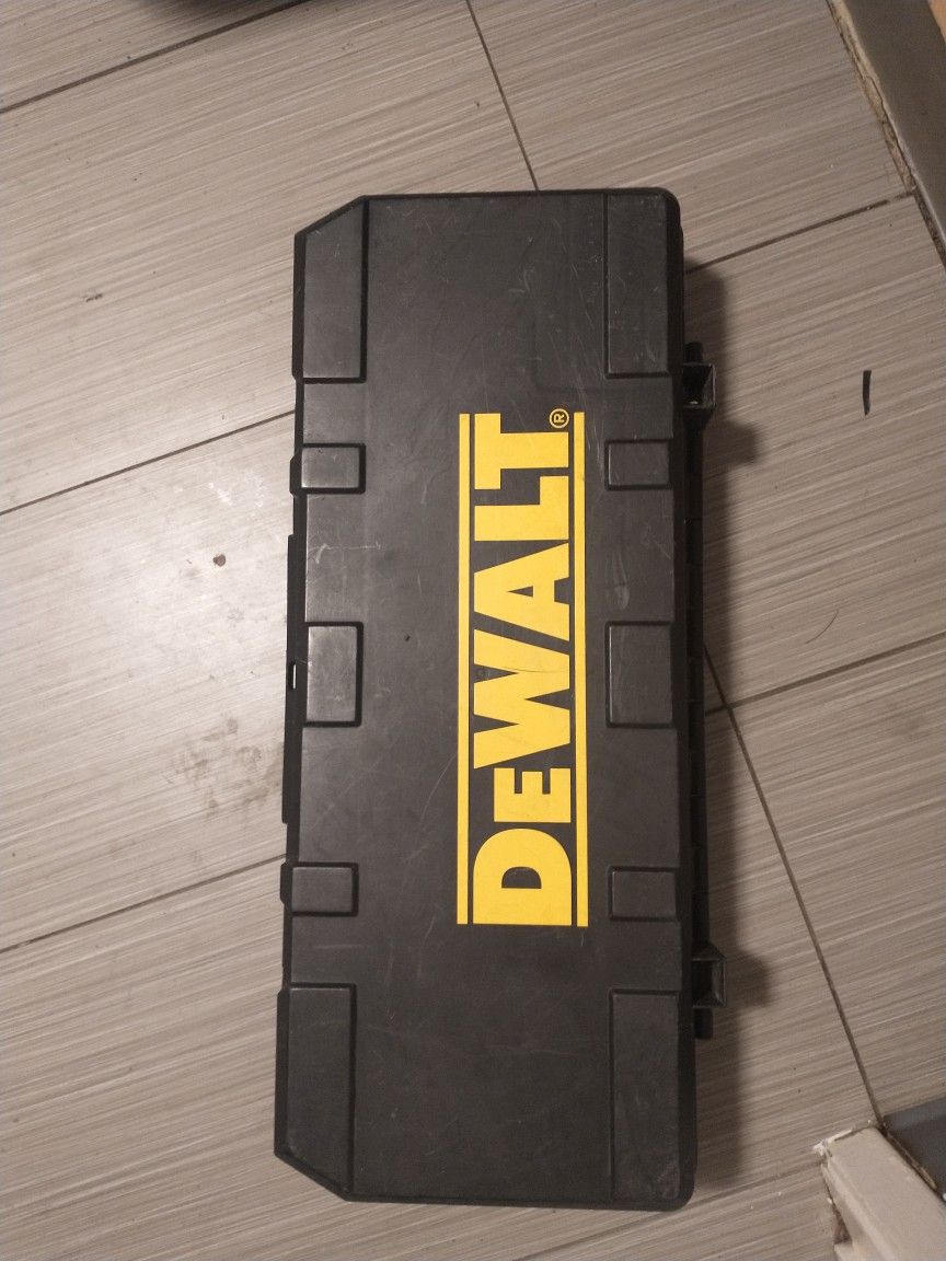 DeWalt Saw Zaw