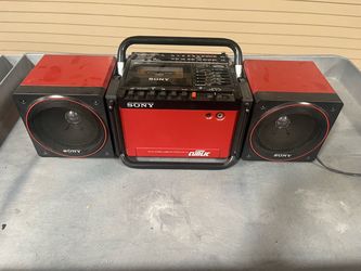 Vintage 1982 SONY CFS-700 "Cublic" Stereo Boombox - Rare Red - MINT & WORKING