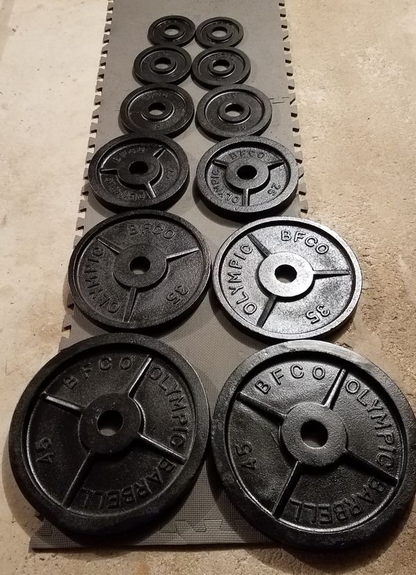 Olympic Weight Plates Set 245 Pounds for Sale in Naperville, IL OfferUp