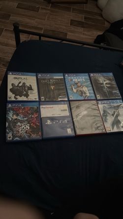PS4 game bundle