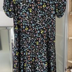 Loft XS, Black Floral, Short Sleeve Dress