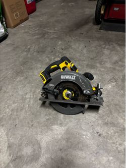 DeWalt Circular Saw