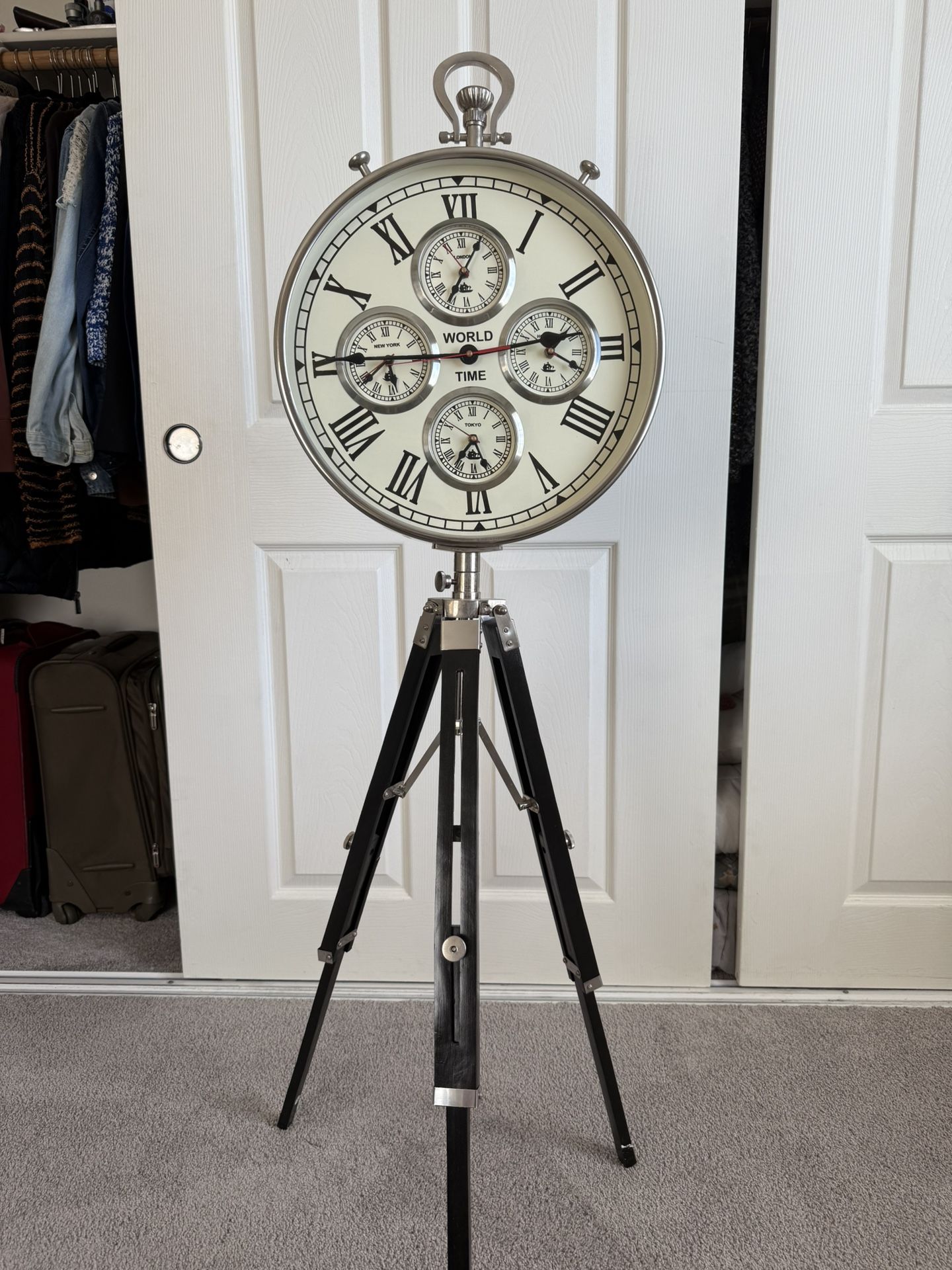 World vintage tripod clock