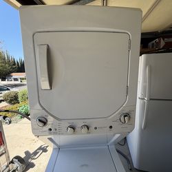 Stackable washer and gas dryer