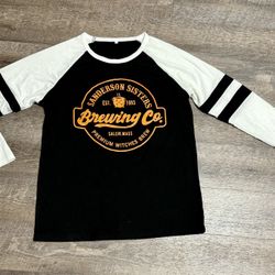 NWOT size L Sanderson Sisters Brewing Co Shirt