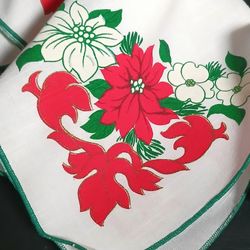 Vtg Set Of 4 Red Floral Poinsettia Christmas Holiday Dinner Napkins 16" Brazil