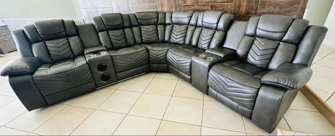 Brand New Sectional Recliner With Led Lights- Finance Available No Credit Needed $39 Down 🔥