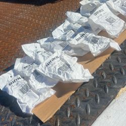 New. 13 Units Binks. Hose Connectors 