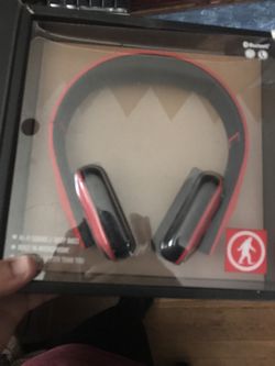 Bluetooth headphones