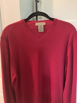 NEW, NEVER WORN, MENS RED WOOL SWEATER FROM ITALY, SIZE MEDIUM,EXCELLENT QUALITY, BUY TODAY $25.00