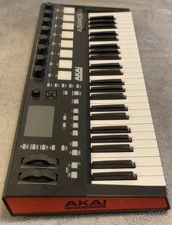Akai Professional Advance 49