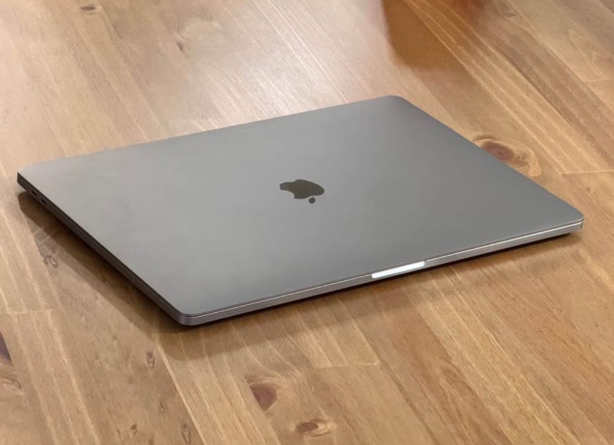 MacBook Pro 15 Inch 2018
