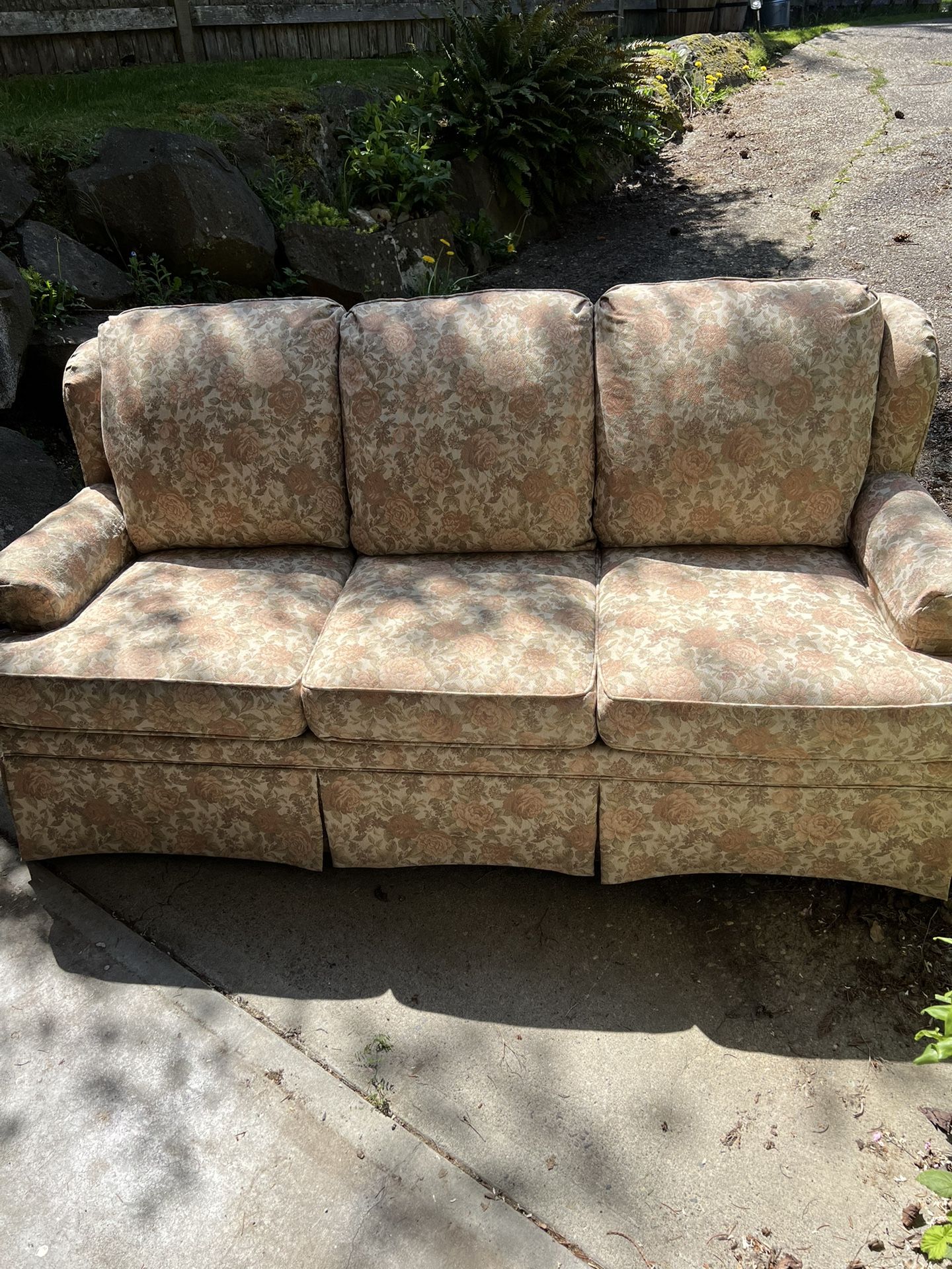 Sofa Floral Pattern