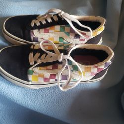Girls Vans 