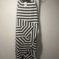 Beautiful Summer Dress Size Small New 