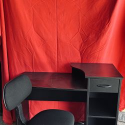 Desk + Chair, Black