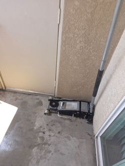 TEQ CORRECT 2.5 Ton Jack