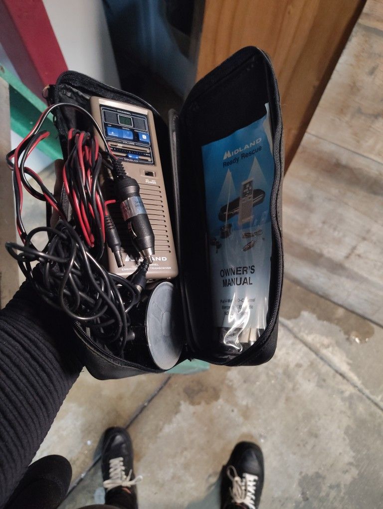 $40 40-channel CB Radio 1980s