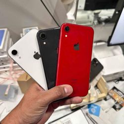 Apple iPhone XR 