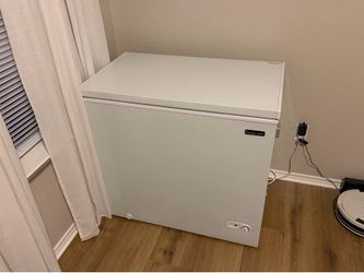 Chest freezer 7cu. ft.