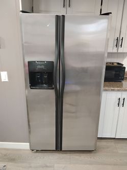Frigidaire refrigerator
