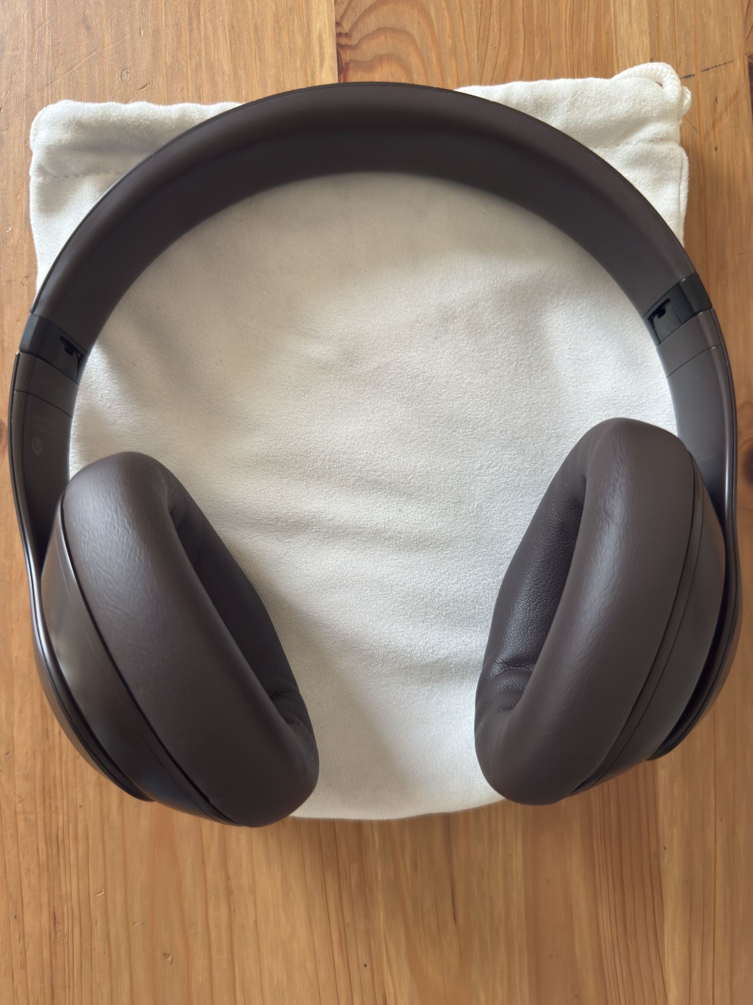 Beats By Dr. Dre Studio Pro Wireless Headphones