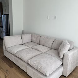 Vanomi Modular sectional 