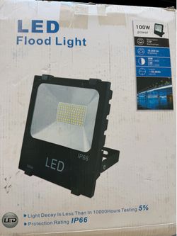 LED flood light 100W
