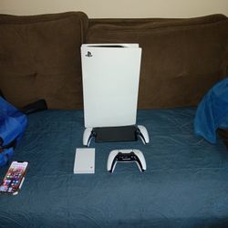 PS5 plus Handheld with External Hardrive