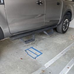 Ford Ranger Side Steps: Rough Country SRX2