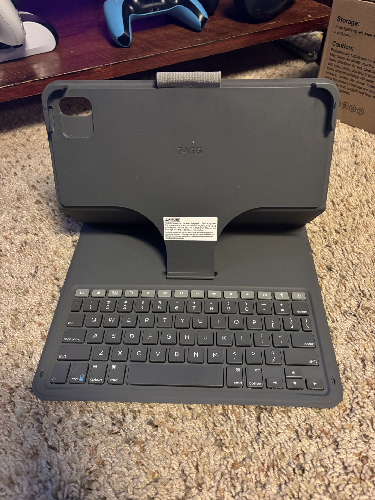 10th gen (10.5in) iPad case with keyboard