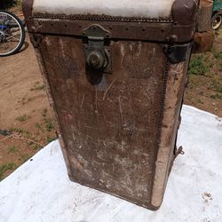 1920's Pillow Top Steampunk Trunk