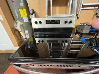 Whirlpool Range Oven Stainless Steel Like New