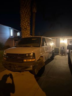 2004 gmc Savannah 3500