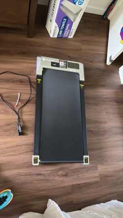 DeerRun Q1 Urban Mini Under-Desk Treadmill with Remote Control