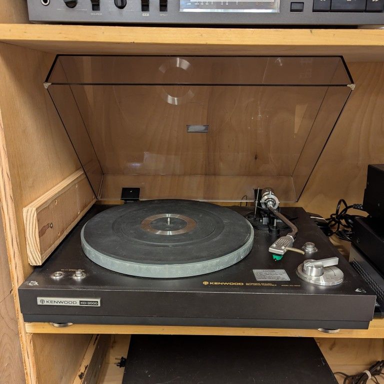 Kenwood KD-2000 Turntable