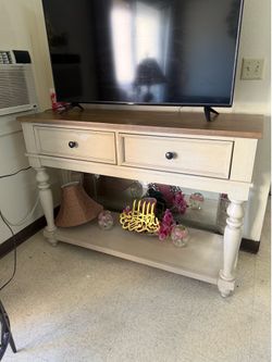 Dresser Set