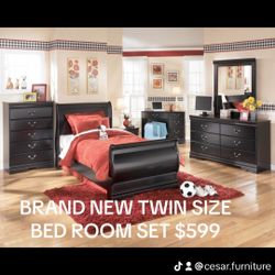 BRAND NEW TWIN SIZE BED ROOM SET 