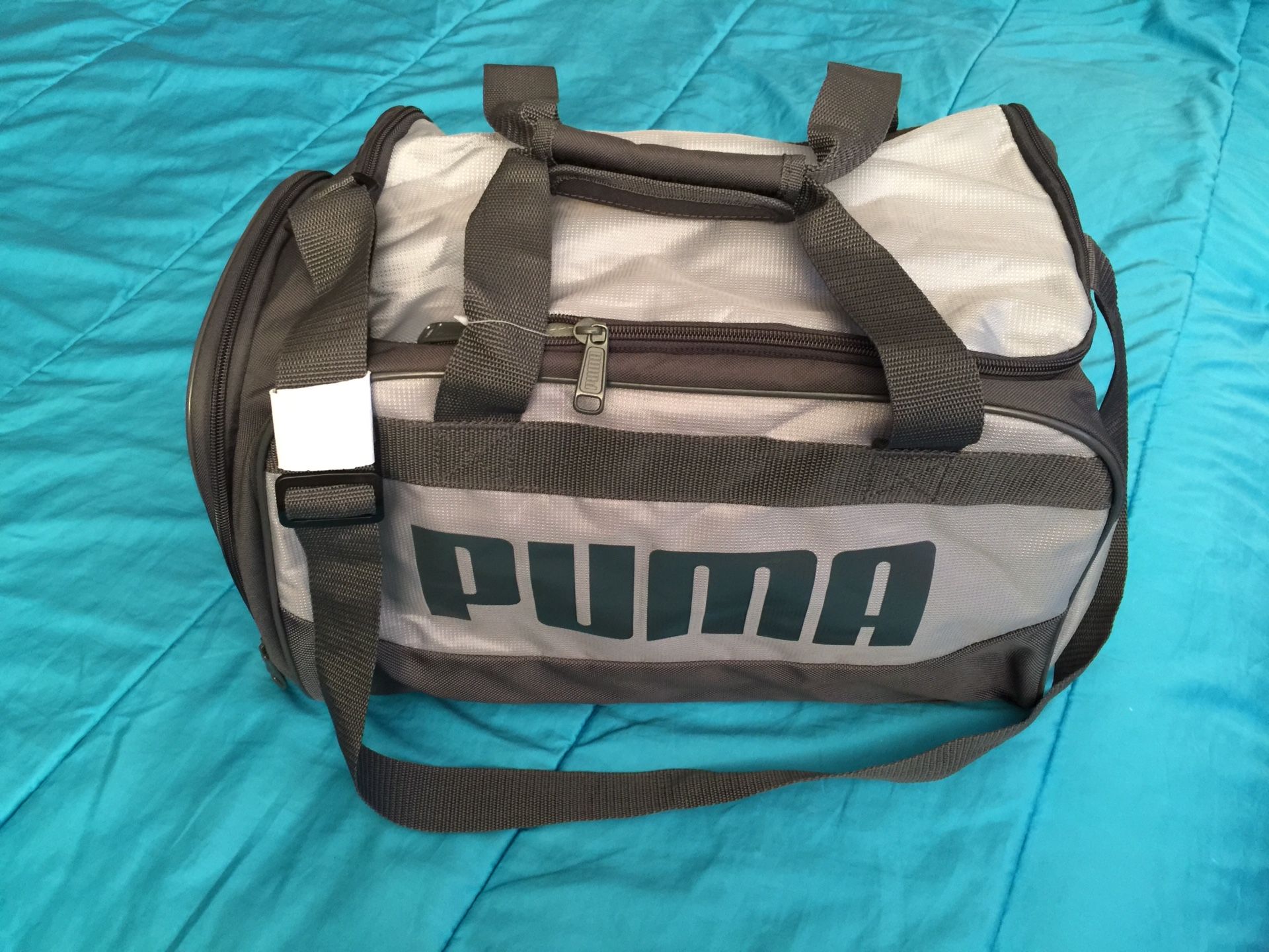 NEW - Puma Tranformation 19" Duffle Bag (Grey & Black)