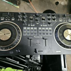 COMPLETE DJ SETUP FOR SALE — PACKAGE ONLY — NOT SPLITTING