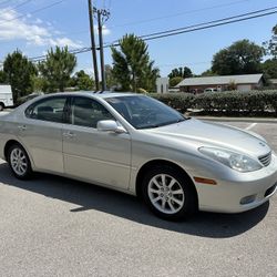 2004 Lexus ES 330