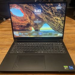 Gigabyte G6 KF Gaming Laptop – RTX 4060 – 32GB RAM – 1TB SSD