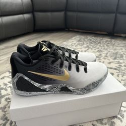 Kobe 9 EM Protro ‘Mambacita’